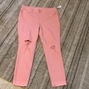 NNW -Old Navy Rockstar distressed jeans